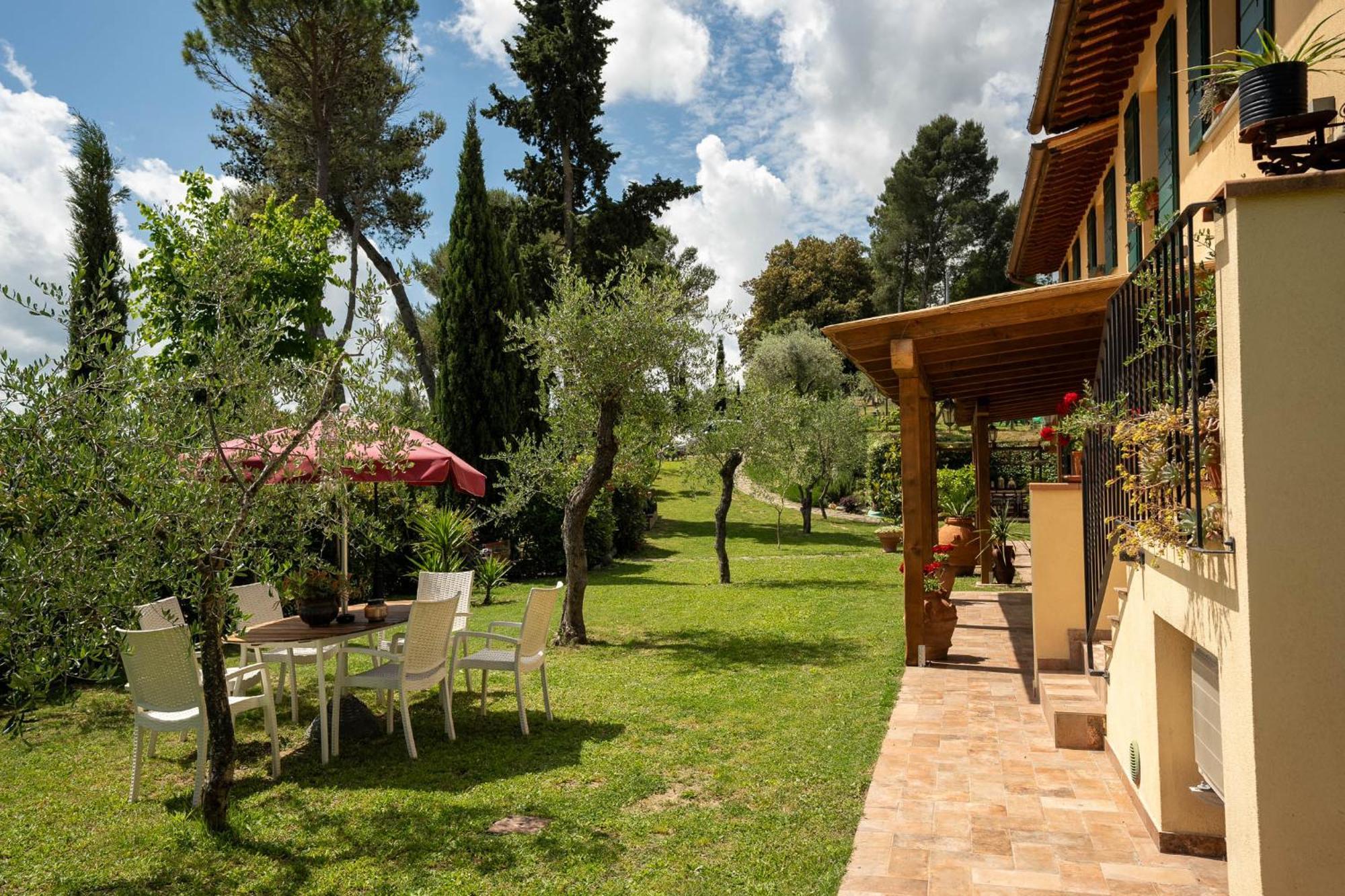 Holiday House Cuordinatura Διαμέρισμα Montopoli in Val dʼArno Εξωτερικό φωτογραφία